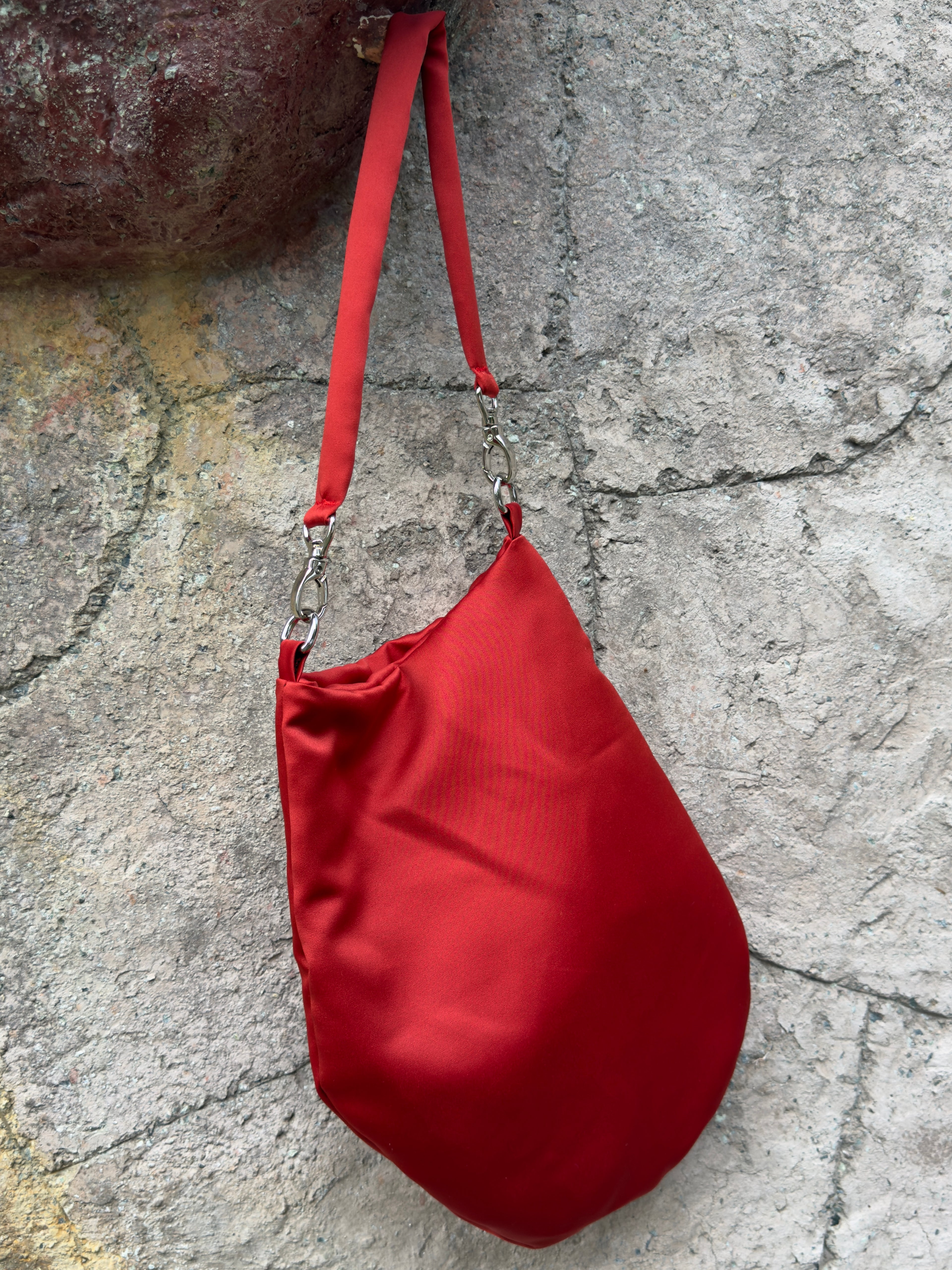 Laura’s bag - red