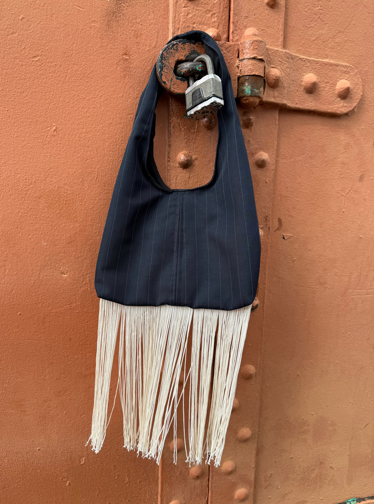 Angely’s bag - lines