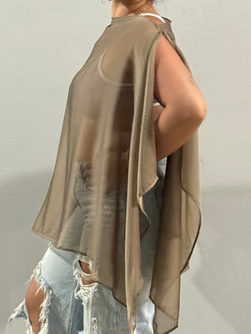 Glenda’s poncho - beige