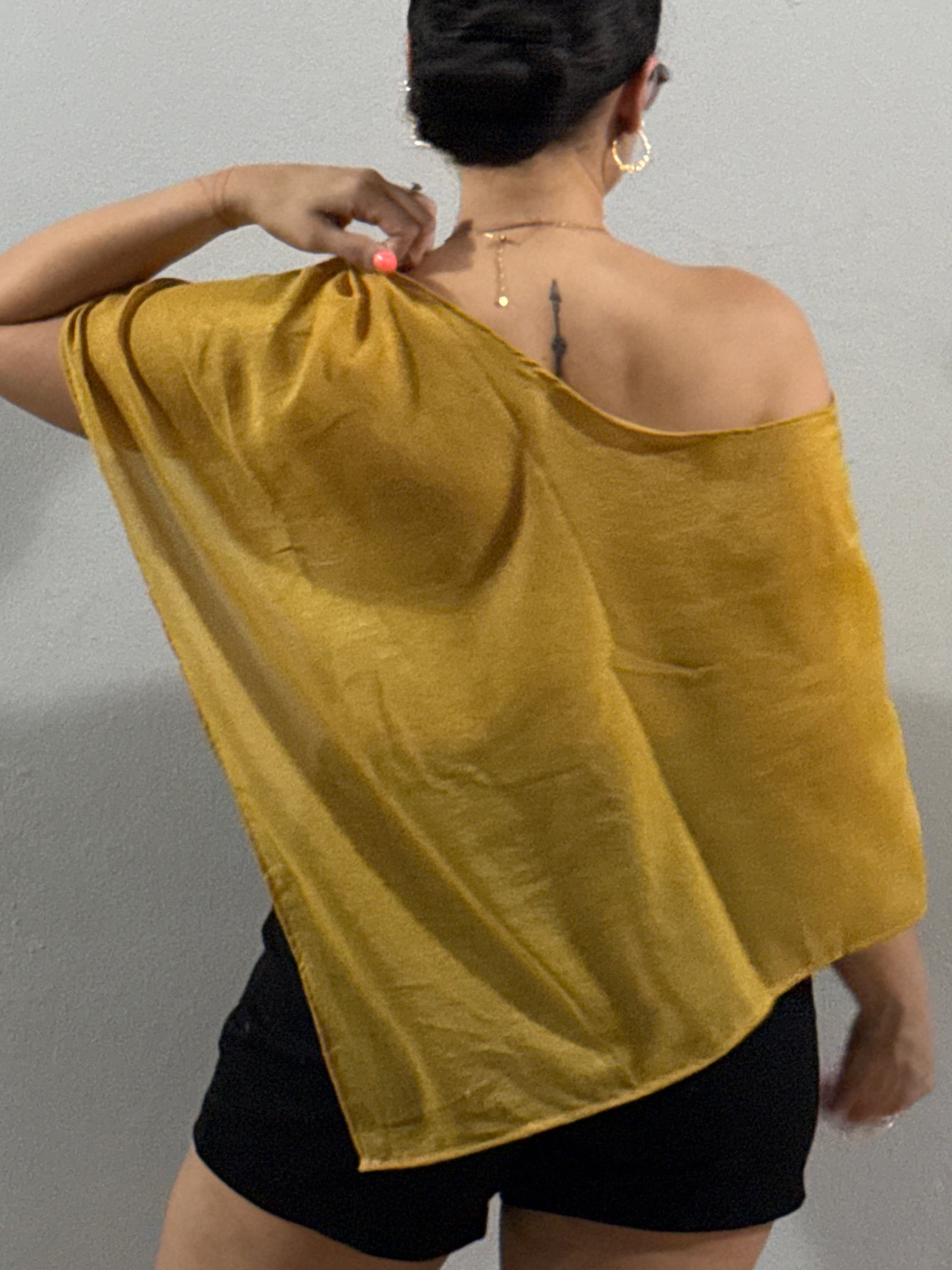 Sadie’s poncho - beige