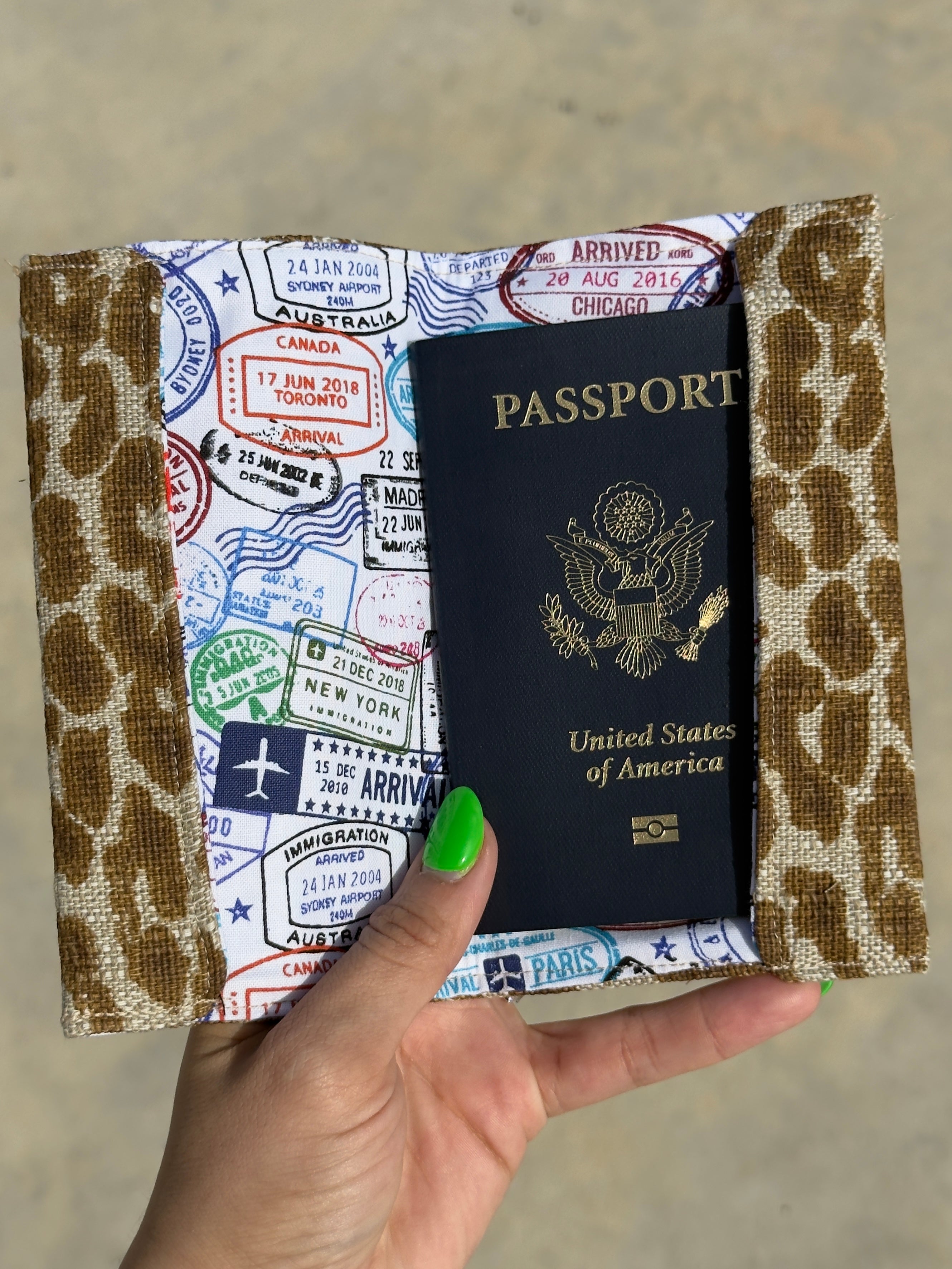 Jire’s passport holder - cheetah