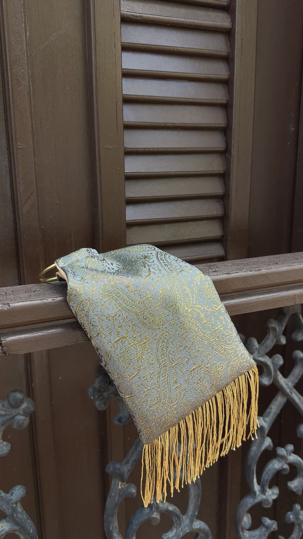 Adri’s bag - gold