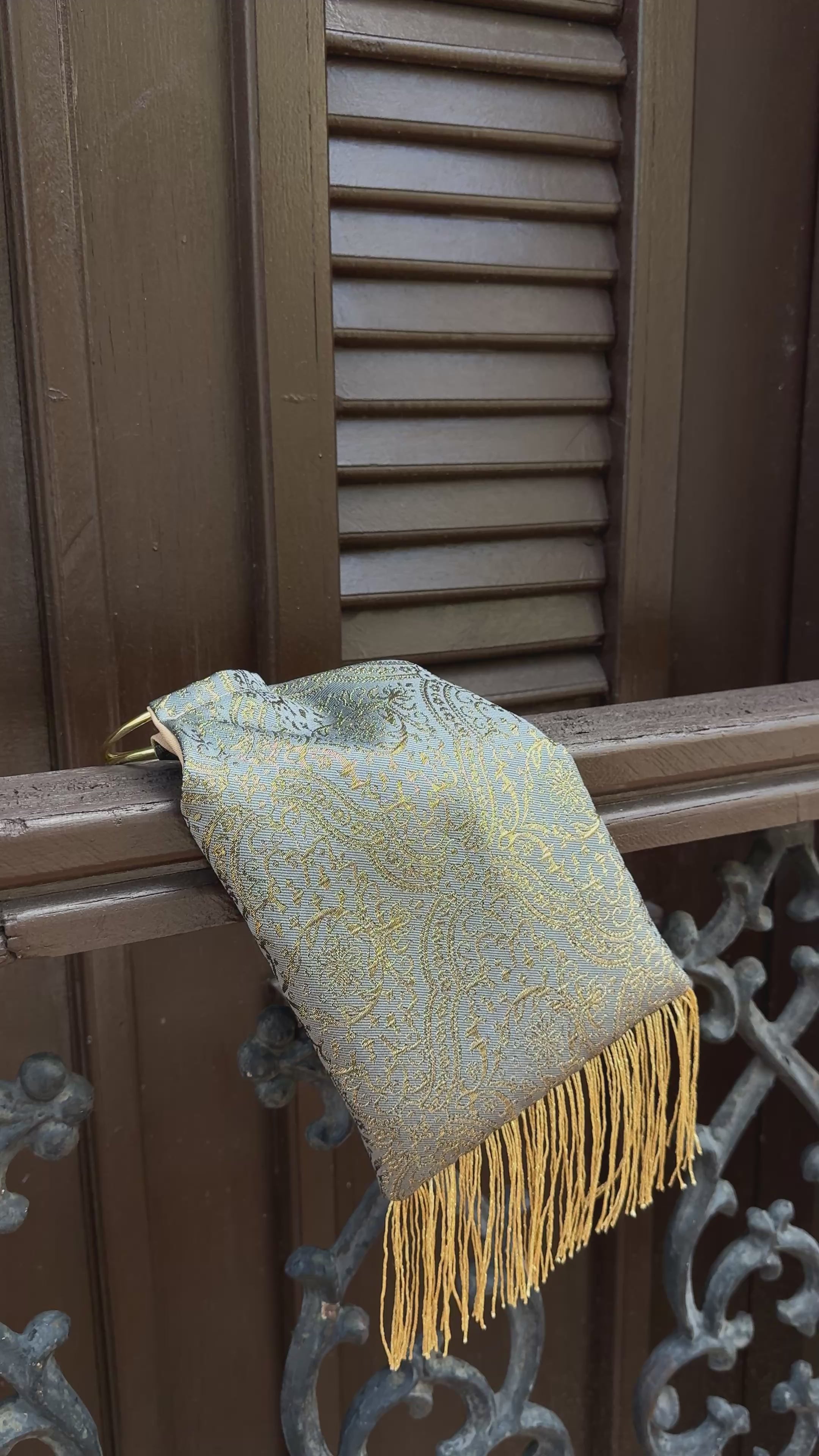 Adri’s bag - gold